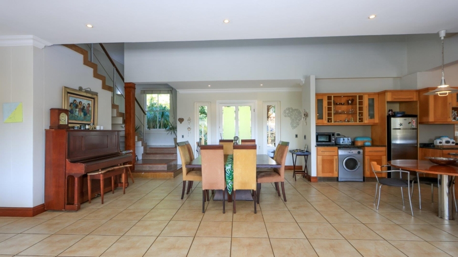 4 Bedroom Property for Sale in Mount Edgecombe Country Estate KwaZulu-Natal