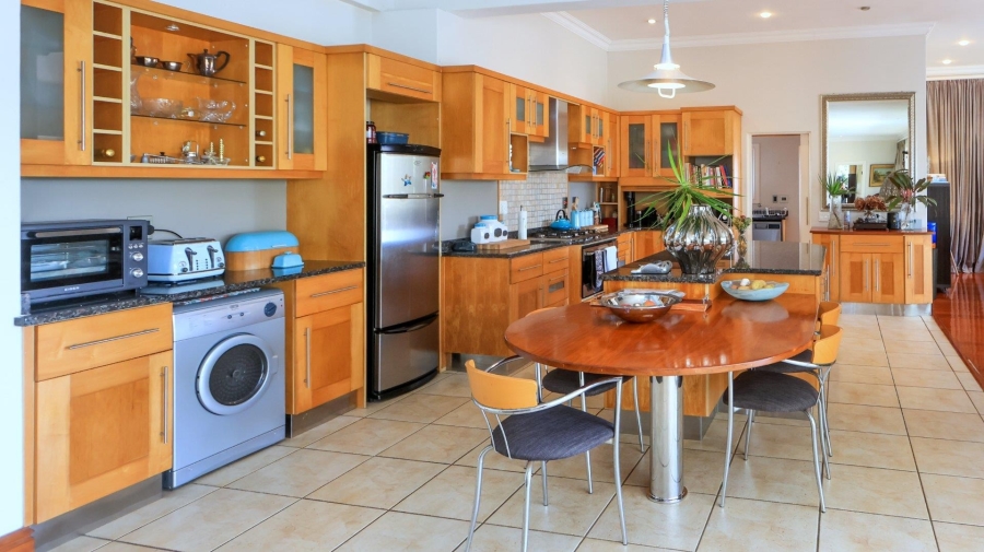 4 Bedroom Property for Sale in Mount Edgecombe Country Estate KwaZulu-Natal