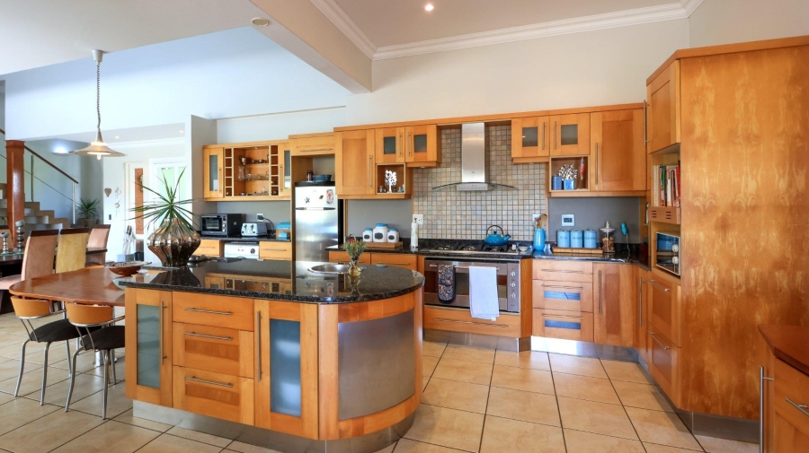4 Bedroom Property for Sale in Mount Edgecombe Country Estate KwaZulu-Natal