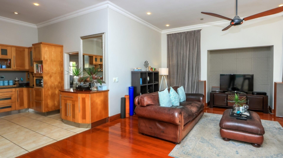 4 Bedroom Property for Sale in Mount Edgecombe Country Estate KwaZulu-Natal