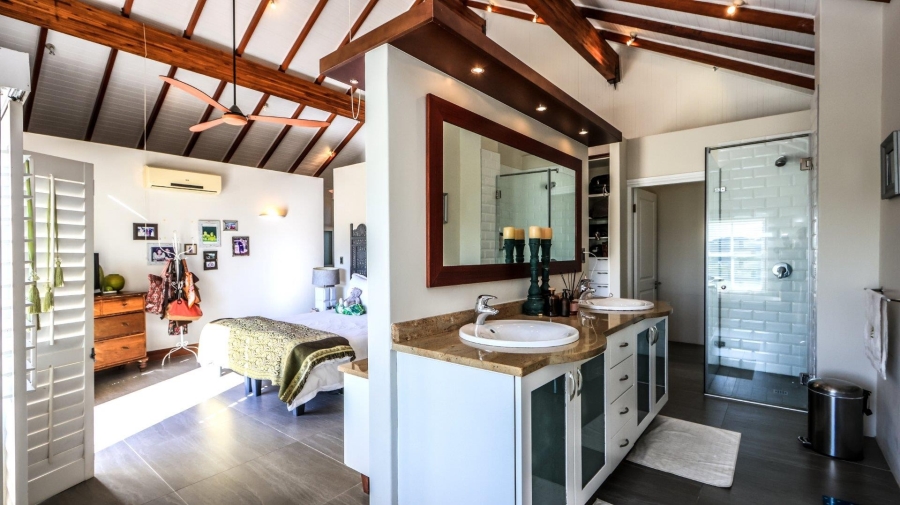 4 Bedroom Property for Sale in Mount Edgecombe Country Estate KwaZulu-Natal