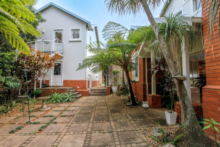 4 Bedroom Property for Sale in Mount Edgecombe Country Estate KwaZulu-Natal