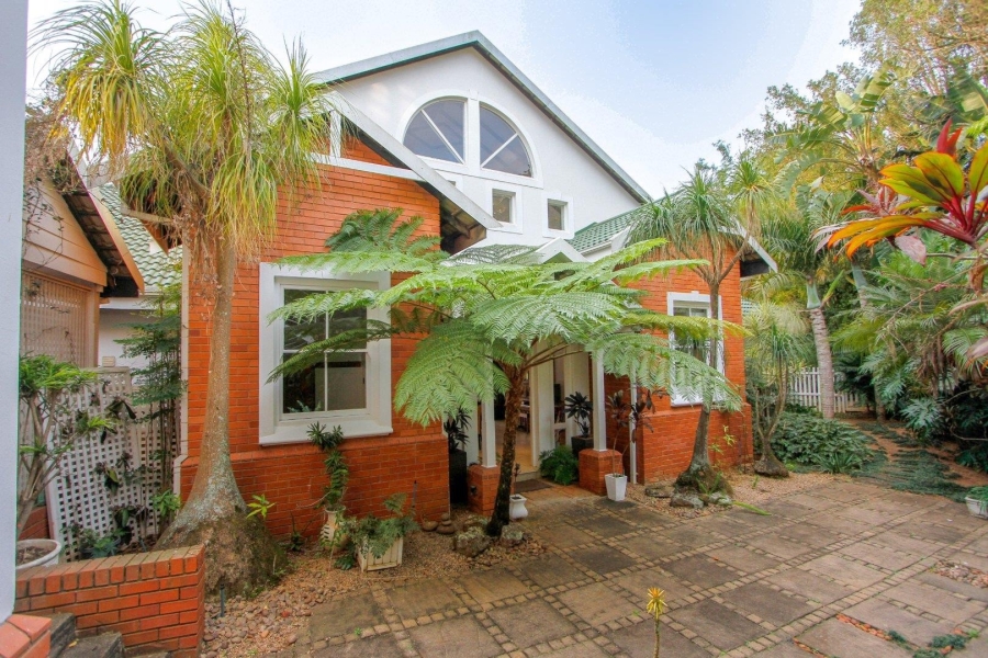 4 Bedroom Property for Sale in Mount Edgecombe Country Estate KwaZulu-Natal