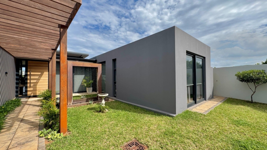 To Let 4 Bedroom Property for Rent in Sibaya KwaZulu-Natal
