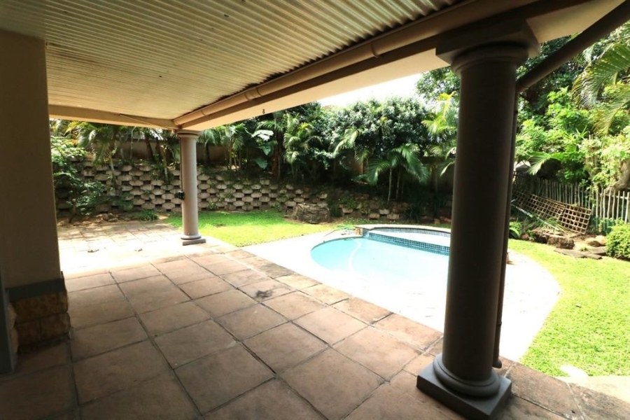 To Let 4 Bedroom Property for Rent in Umhlanga KwaZulu-Natal