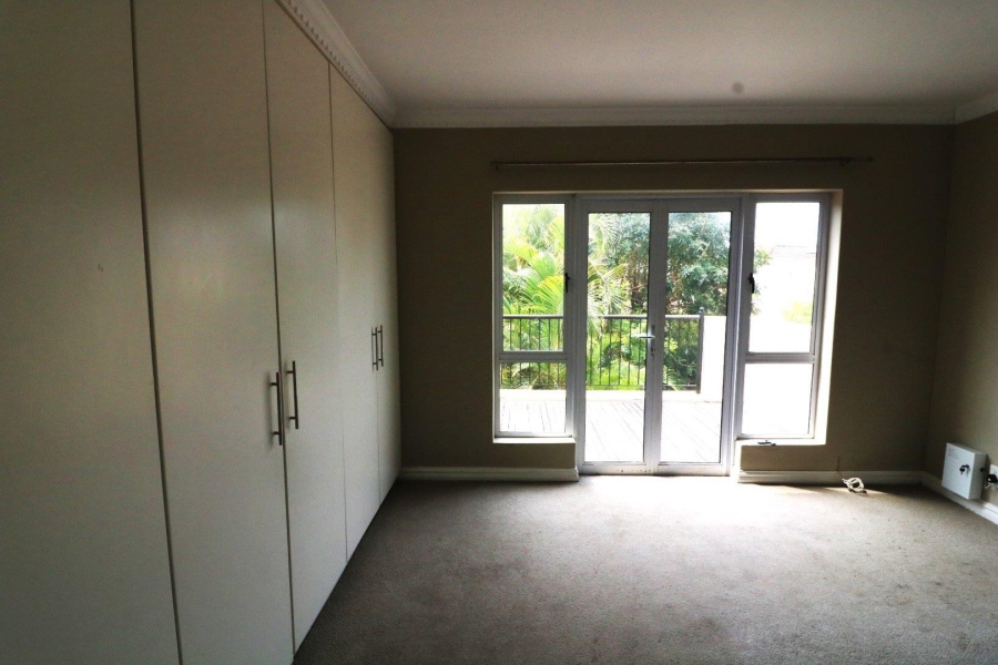 To Let 4 Bedroom Property for Rent in Umhlanga KwaZulu-Natal