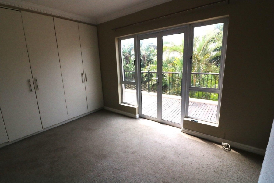 To Let 4 Bedroom Property for Rent in Umhlanga KwaZulu-Natal
