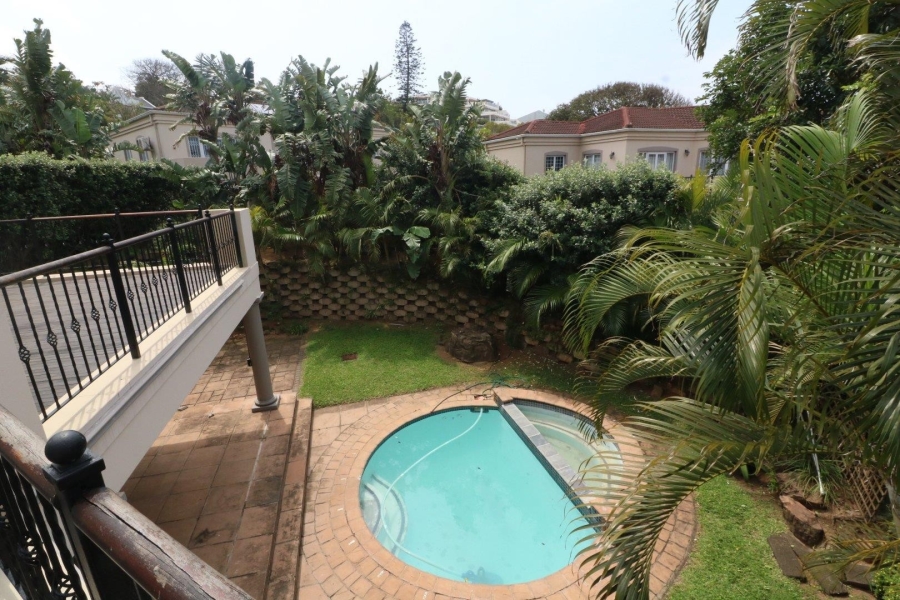 To Let 4 Bedroom Property for Rent in Umhlanga KwaZulu-Natal