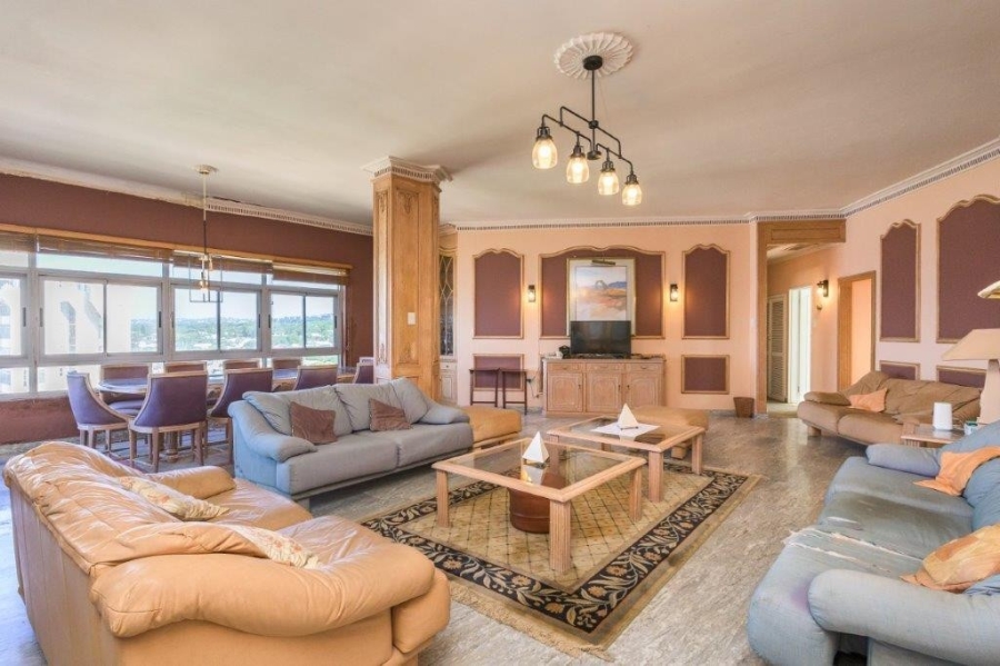 4 Bedroom Property for Sale in Umhlanga KwaZulu-Natal