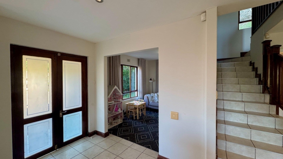 To Let 3 Bedroom Property for Rent in La Lucia KwaZulu-Natal