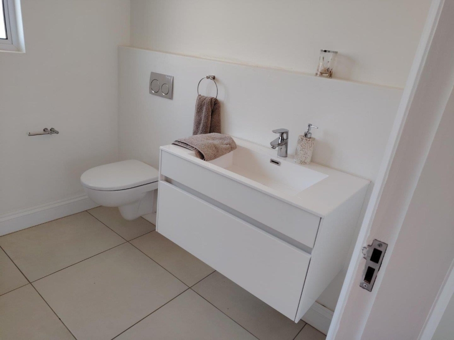 To Let 1 Bedroom Property for Rent in Mount Edgecombe KwaZulu-Natal
