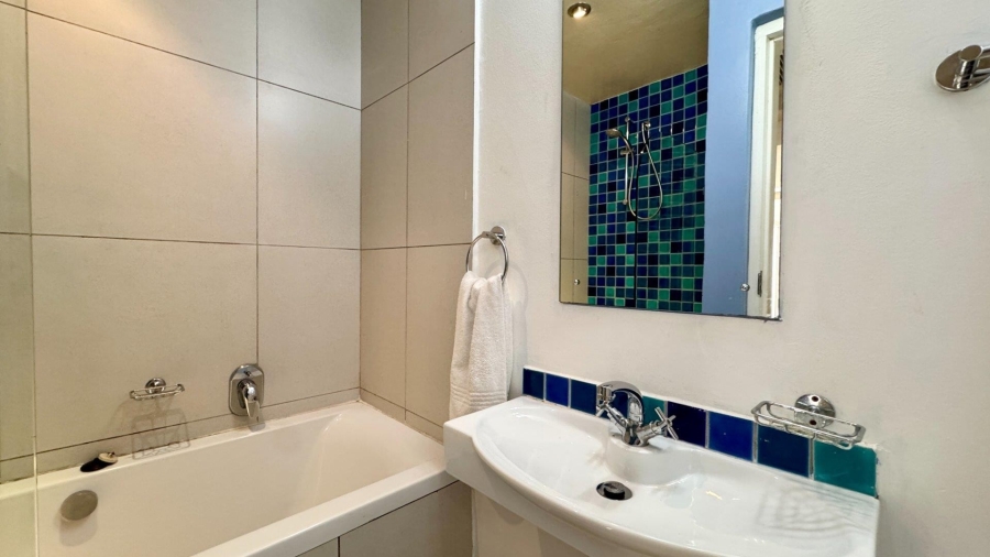 2 Bedroom Property for Sale in Umhlanga KwaZulu-Natal