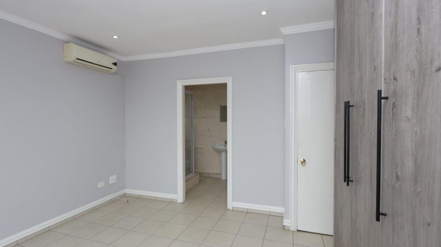 3 Bedroom Property for Sale in Mount Edgecombe KwaZulu-Natal