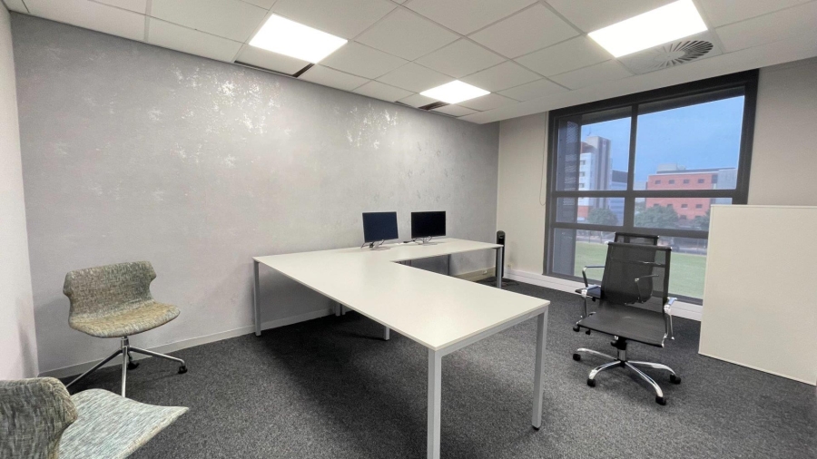 To Let Commercial Property for Rent in Umhlanga Ridge KwaZulu-Natal