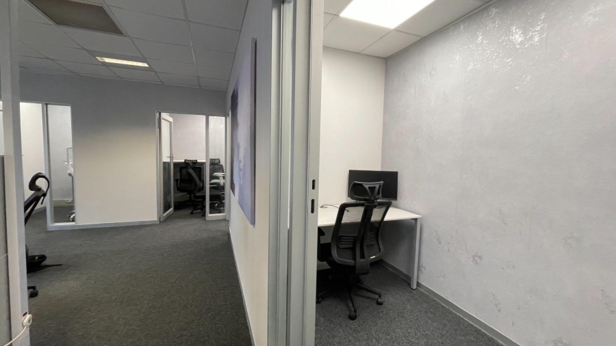 To Let Commercial Property for Rent in Umhlanga Ridge KwaZulu-Natal