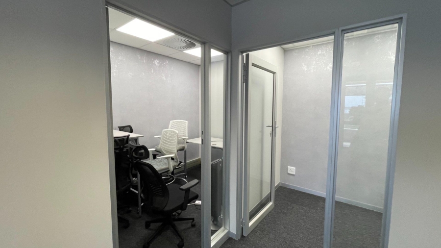 To Let Commercial Property for Rent in Umhlanga Ridge KwaZulu-Natal
