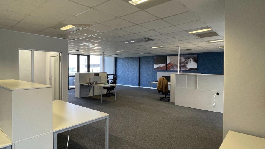 To Let Commercial Property for Rent in Umhlanga Ridge KwaZulu-Natal
