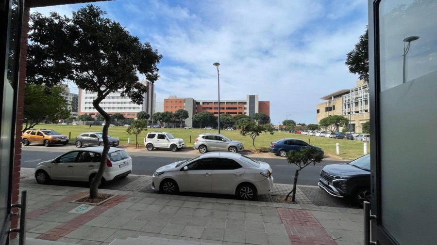 To Let Commercial Property for Rent in Umhlanga Ridge KwaZulu-Natal