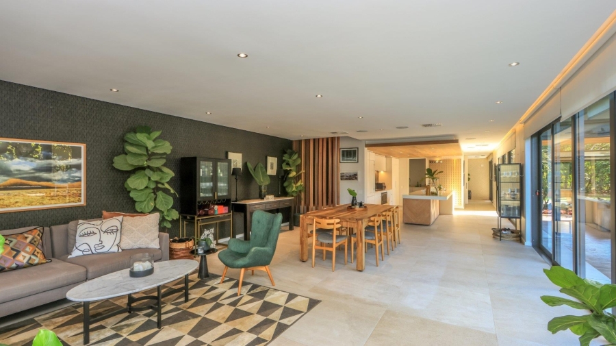 5 Bedroom Property for Sale in Hawaan KwaZulu-Natal