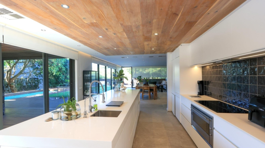 5 Bedroom Property for Sale in Hawaan KwaZulu-Natal
