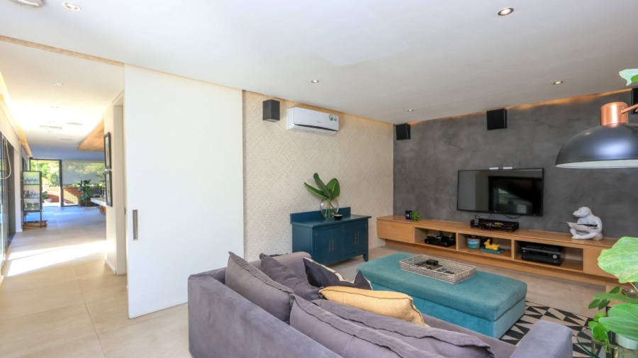 5 Bedroom Property for Sale in Hawaan KwaZulu-Natal