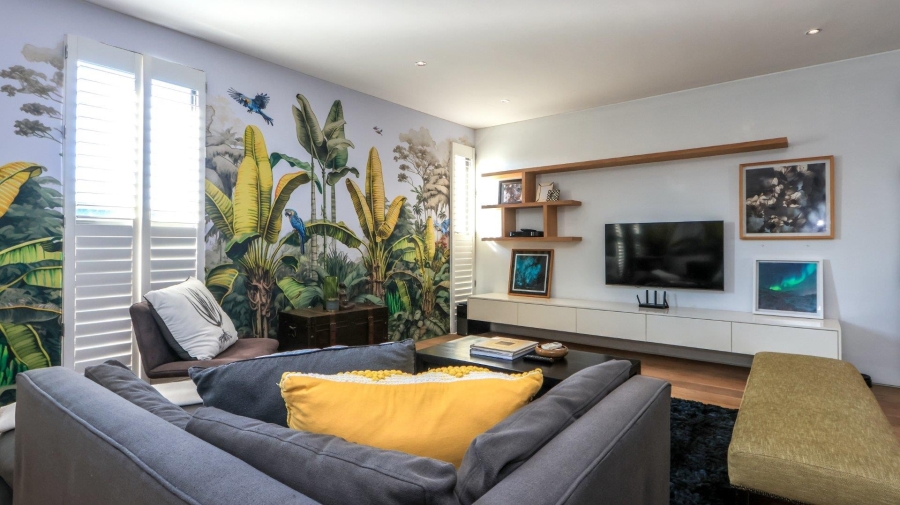 5 Bedroom Property for Sale in Hawaan KwaZulu-Natal