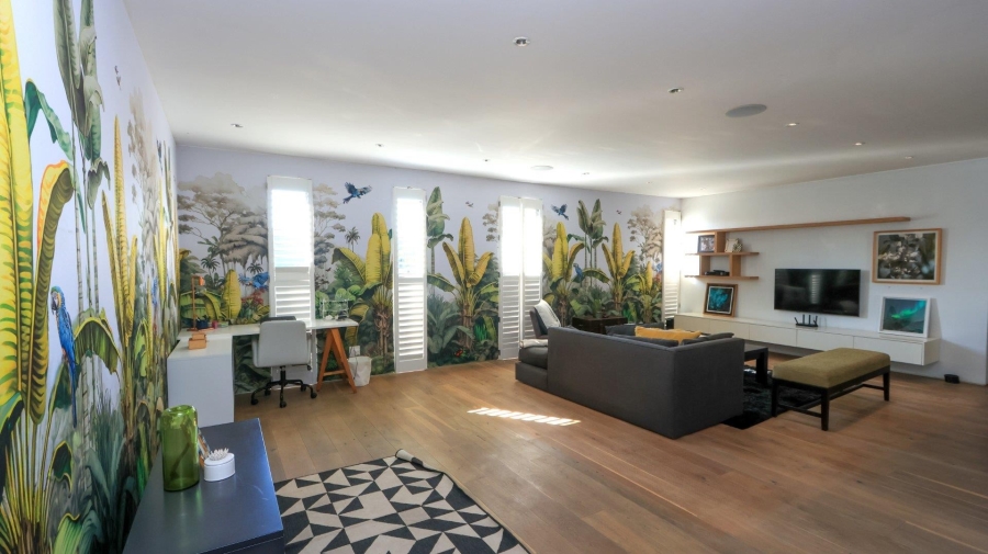 5 Bedroom Property for Sale in Hawaan KwaZulu-Natal