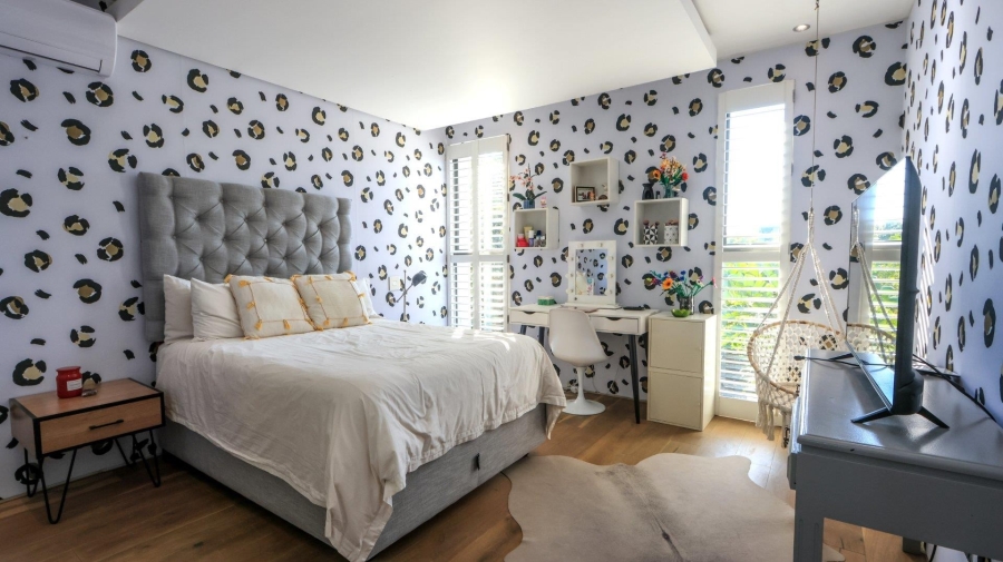 5 Bedroom Property for Sale in Hawaan KwaZulu-Natal
