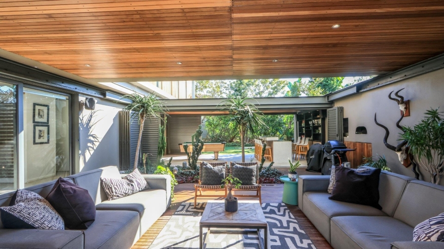 5 Bedroom Property for Sale in Hawaan KwaZulu-Natal