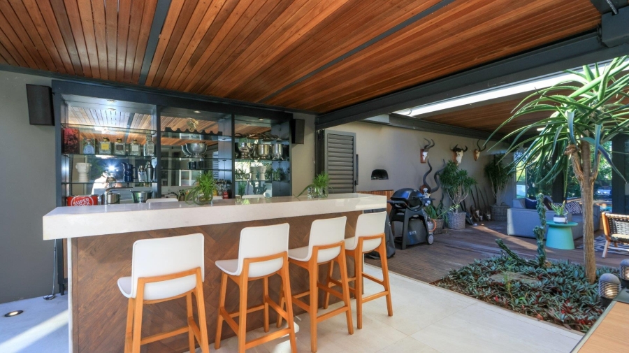 5 Bedroom Property for Sale in Hawaan KwaZulu-Natal