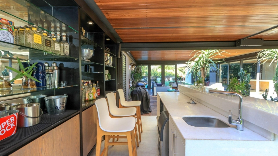 5 Bedroom Property for Sale in Hawaan KwaZulu-Natal