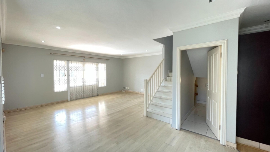 To Let 3 Bedroom Property for Rent in Mount Edgecombe KwaZulu-Natal