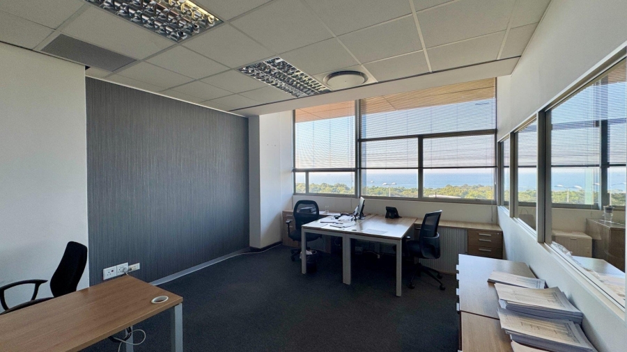 To Let Commercial Property for Rent in Umhlanga Ridge KwaZulu-Natal