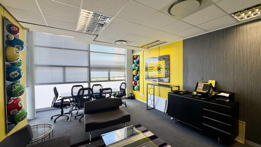 To Let Commercial Property for Rent in Umhlanga Ridge KwaZulu-Natal