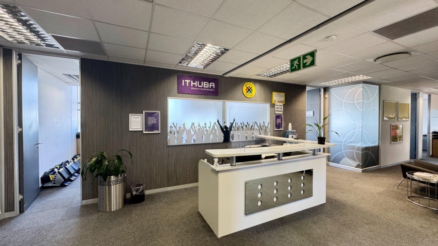 To Let Commercial Property for Rent in Umhlanga Ridge KwaZulu-Natal