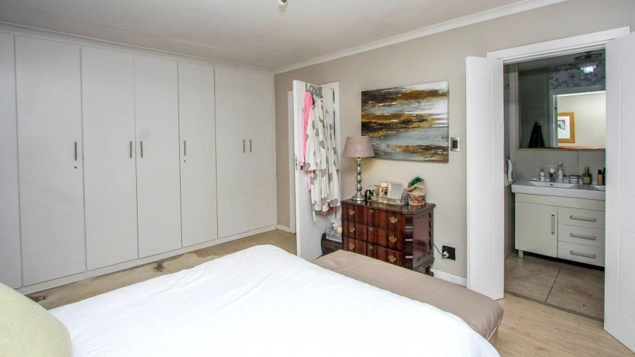 3 Bedroom Property for Sale in Mount Edgecombe Country Estate KwaZulu-Natal