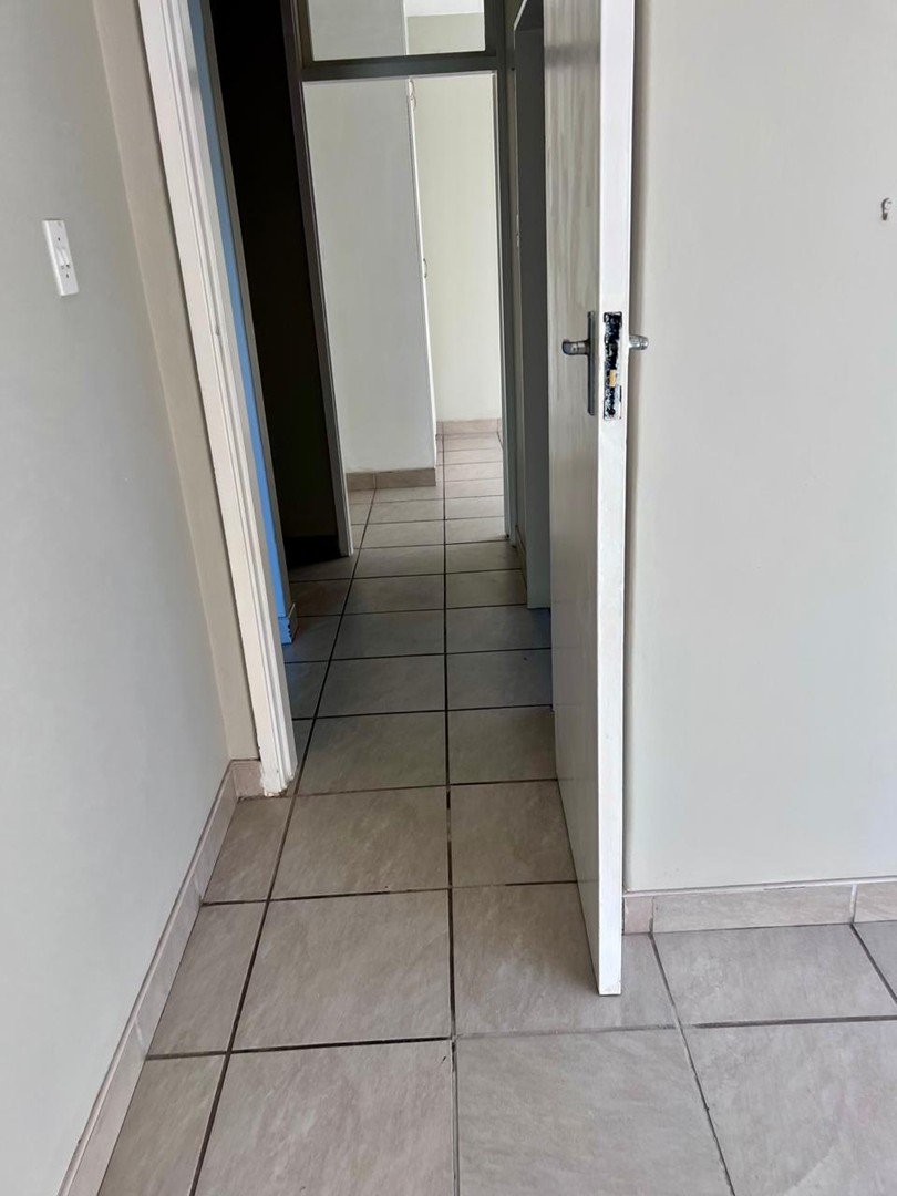 To Let 2 Bedroom Property for Rent in Glenwood KwaZulu-Natal