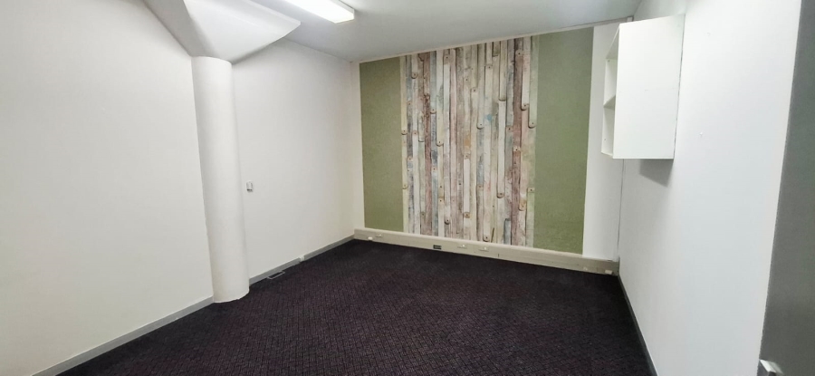 To Let Commercial Property for Rent in Umgeni Park KwaZulu-Natal