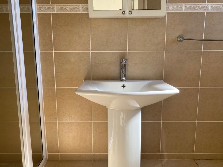 To Let 3 Bedroom Property for Rent in Palm Lakes Estate KwaZulu-Natal