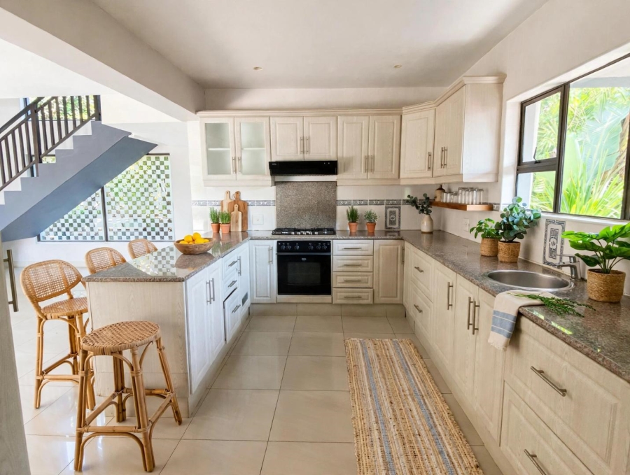 To Let 3 Bedroom Property for Rent in Palm Lakes Estate KwaZulu-Natal