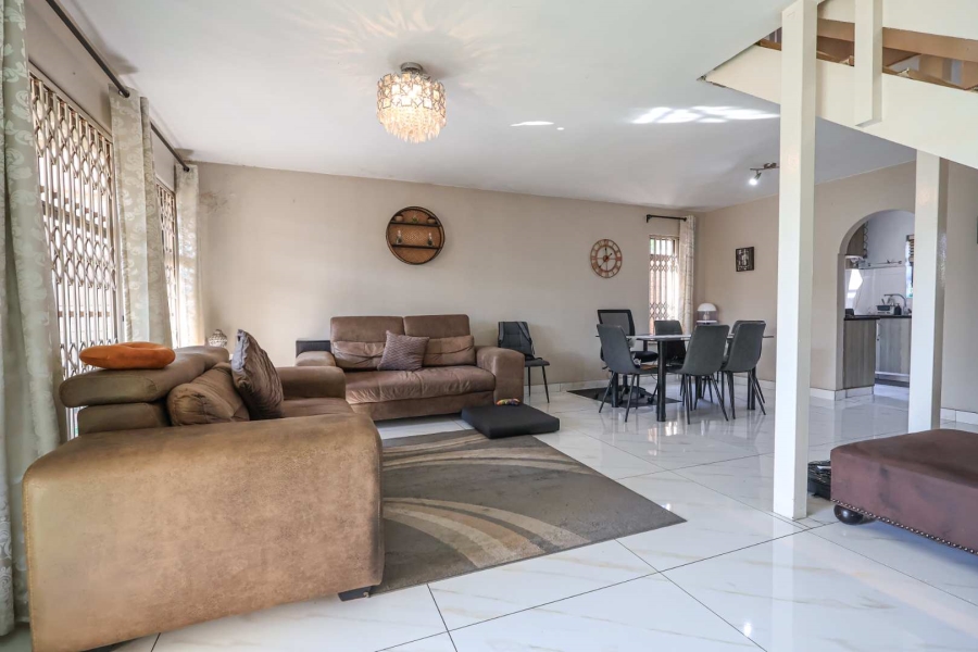 3 Bedroom Property for Sale in Woodhaven KwaZulu-Natal