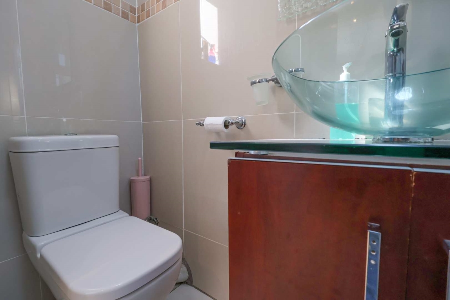 3 Bedroom Property for Sale in Woodhaven KwaZulu-Natal