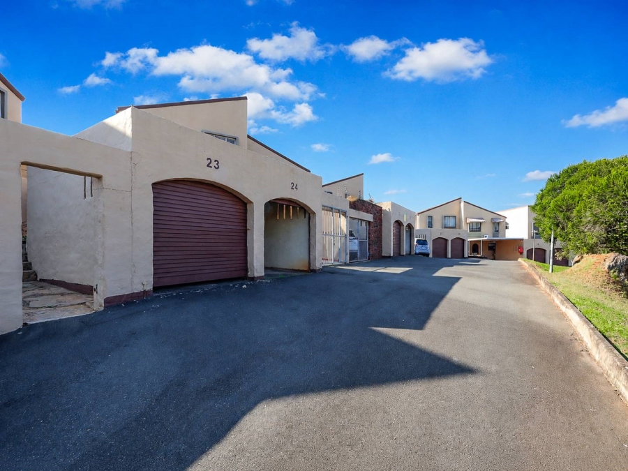 3 Bedroom Property for Sale in Woodhaven KwaZulu-Natal