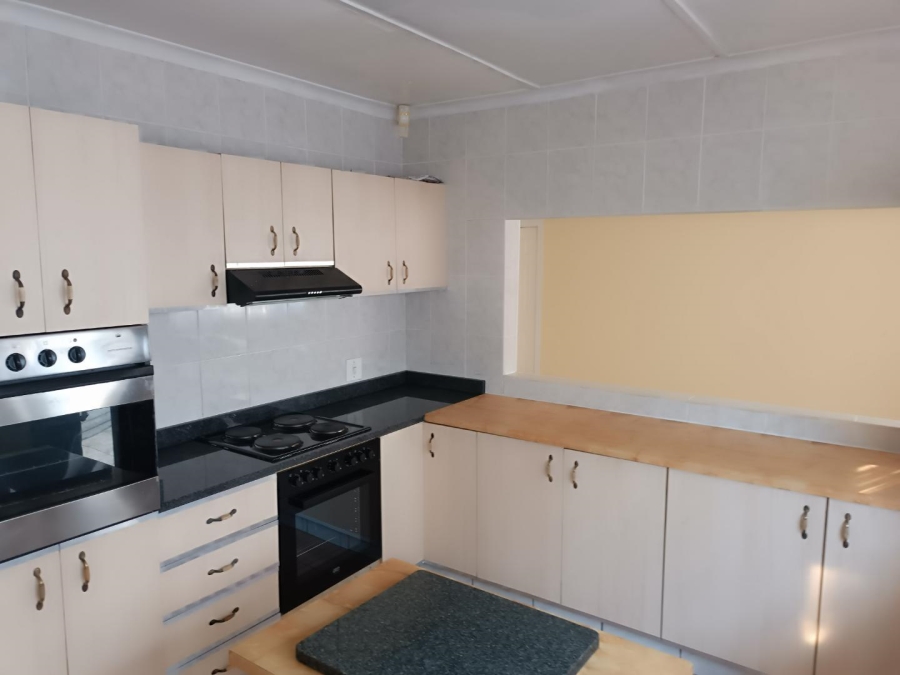 To Let 4 Bedroom Property for Rent in Lincoln Meade KwaZulu-Natal