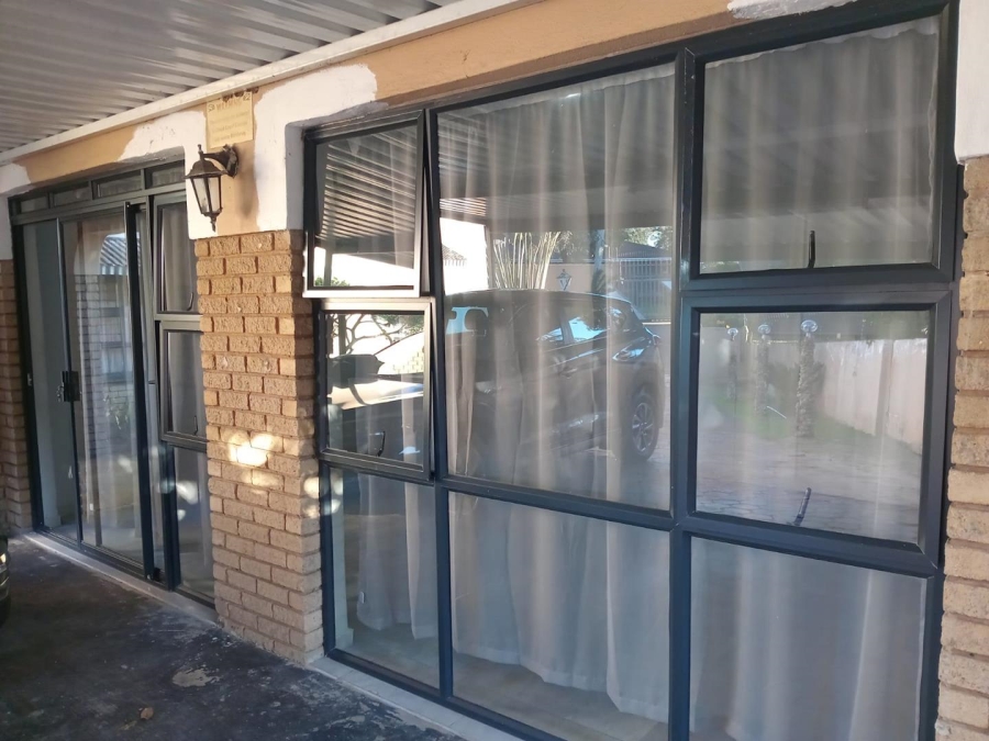 1 Bedroom Property for Sale in Meer En See KwaZulu-Natal
