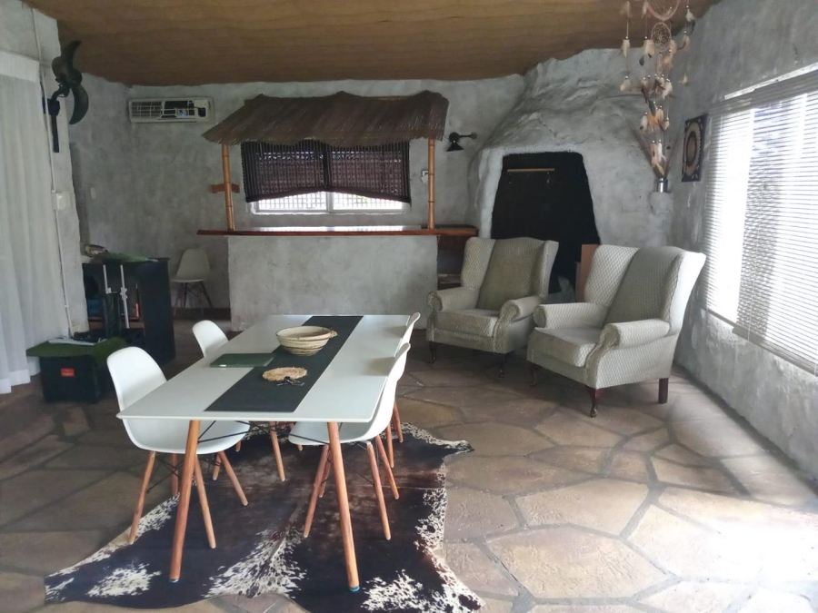 4 Bedroom Property for Sale in Veld En Vlei KwaZulu-Natal