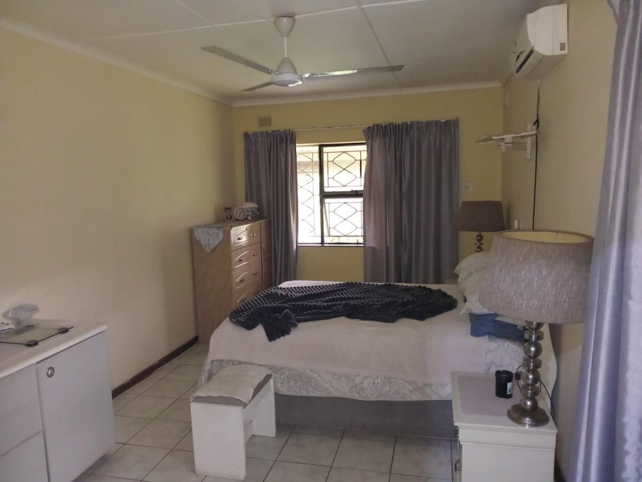 4 Bedroom Property for Sale in Veld En Vlei KwaZulu-Natal