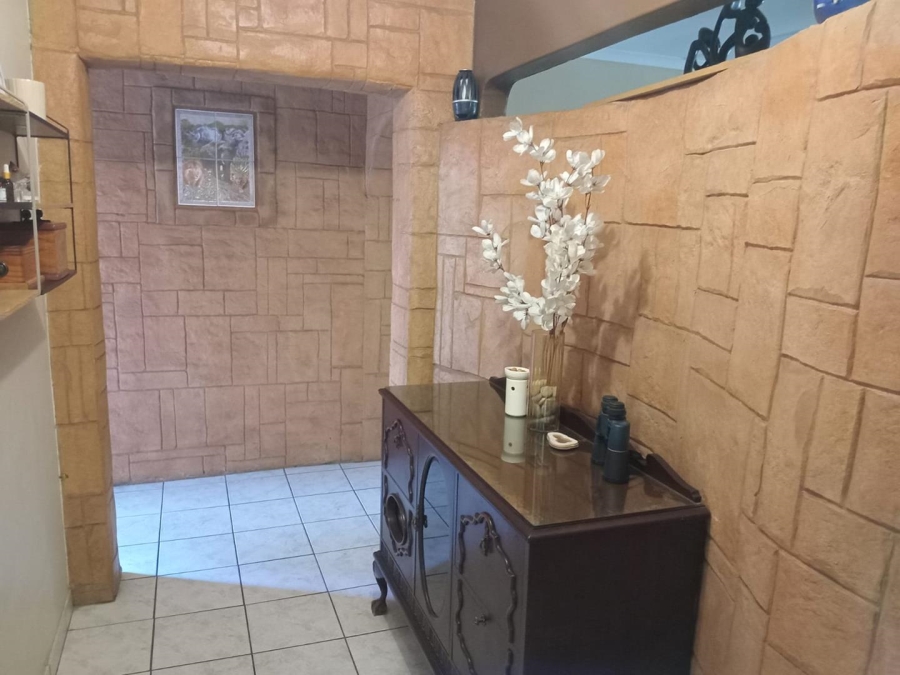 4 Bedroom Property for Sale in Veld En Vlei KwaZulu-Natal