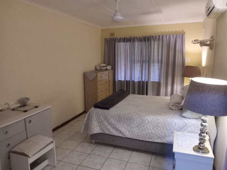 4 Bedroom Property for Sale in Veld En Vlei KwaZulu-Natal