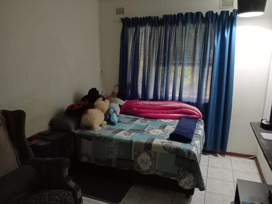 4 Bedroom Property for Sale in Veld En Vlei KwaZulu-Natal